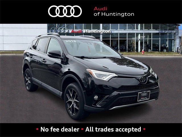 Used 2018 Toyota RAV4 SE