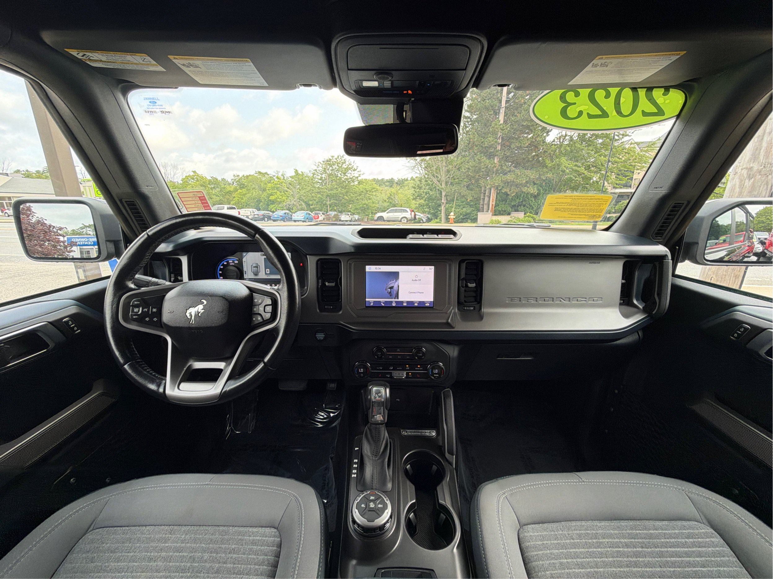Used 2023 Ford Bronco Outer Banks AWD/4WD image 25