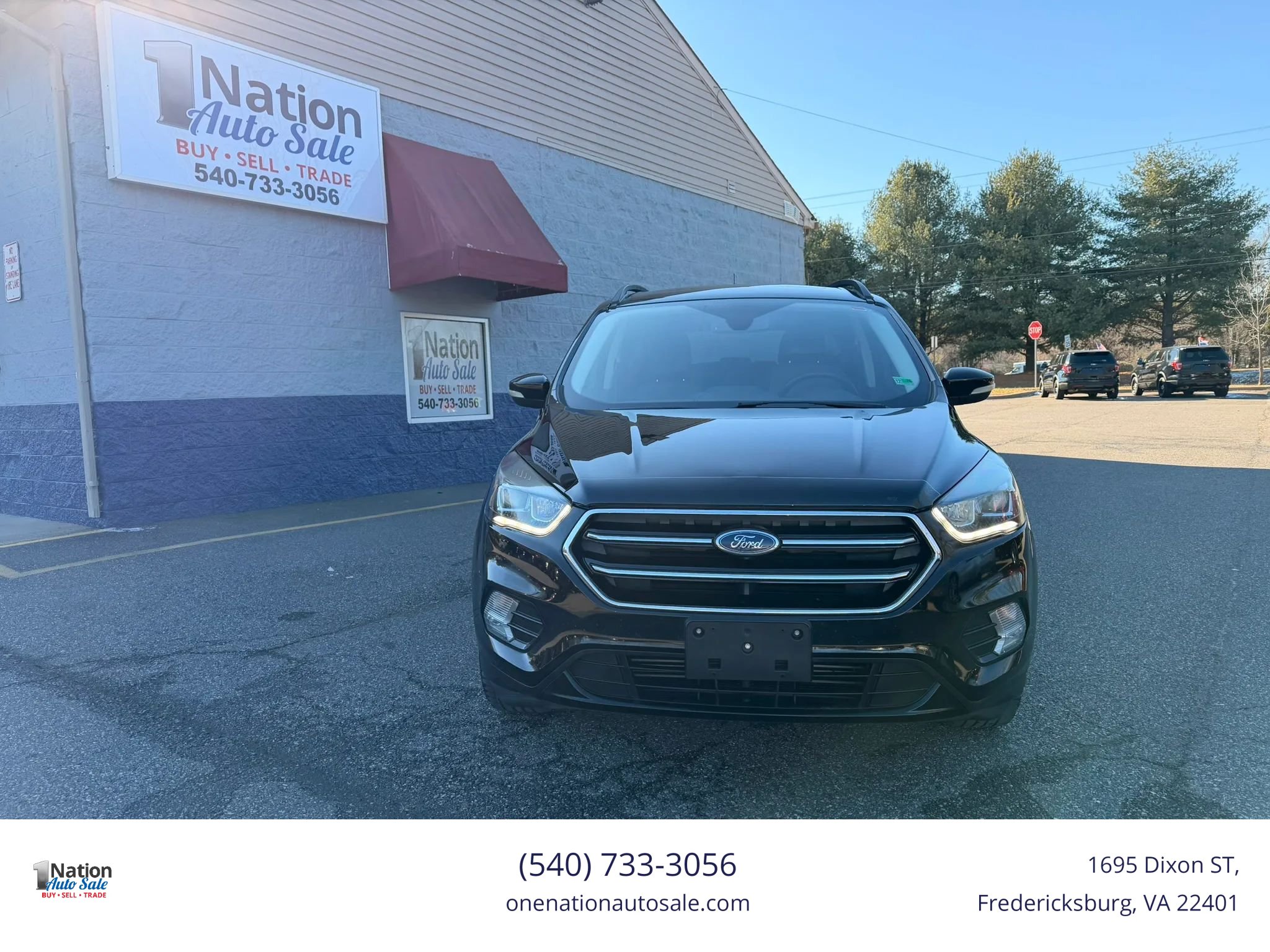 Used 2017 Ford Escape Titanium AWD/4WD image 2