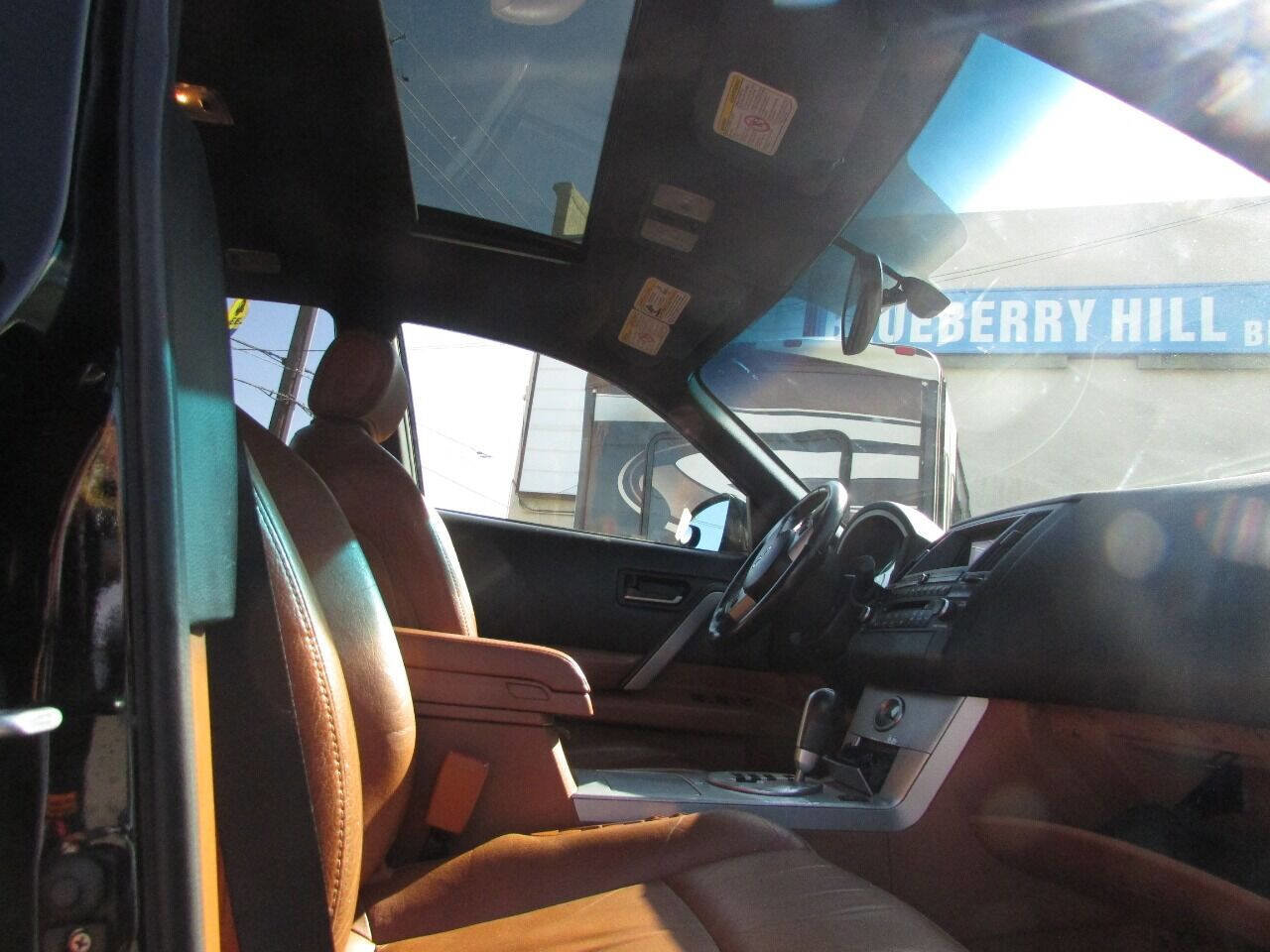 Used 2004 INFINITI FX35 2WD w/ Touring Pkg image 31