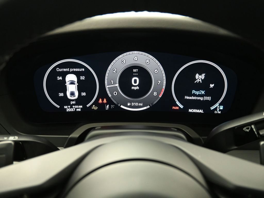 Certified 2025 Porsche 911 Carrera image 19