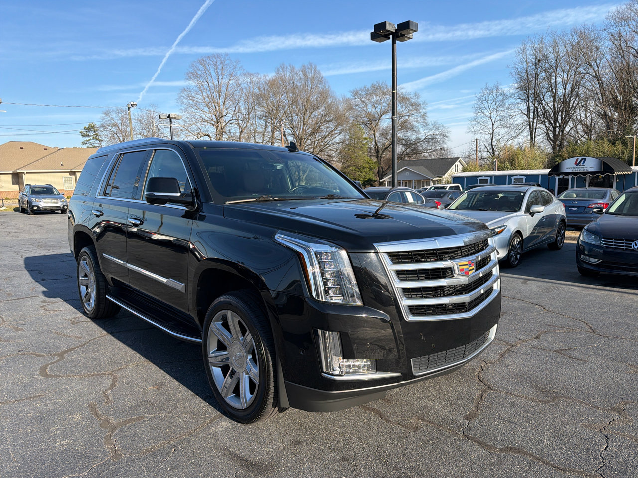 Used 2017 Cadillac Escalade Luxury image 8