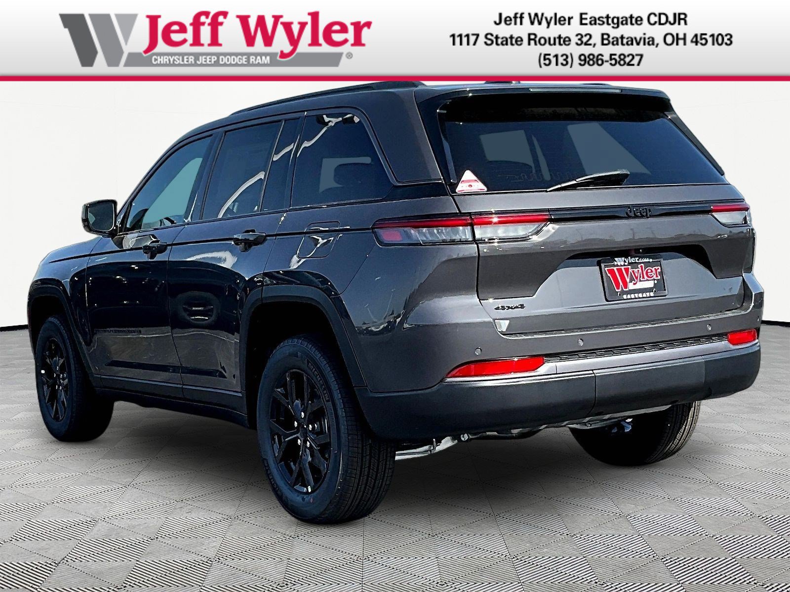 New 2026 Jeep Grand Cherokee Altitude AWD/4WD image 4