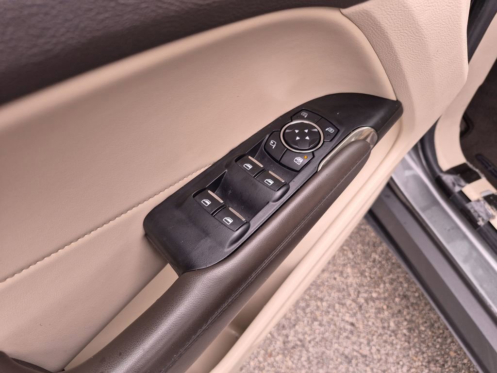 Used 2017 Lincoln MKC Reserve image 18