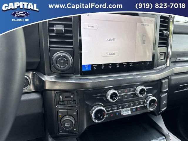 Certified 2025 Ford F250 Lariat w/ Lariat Ultimate Package image 28