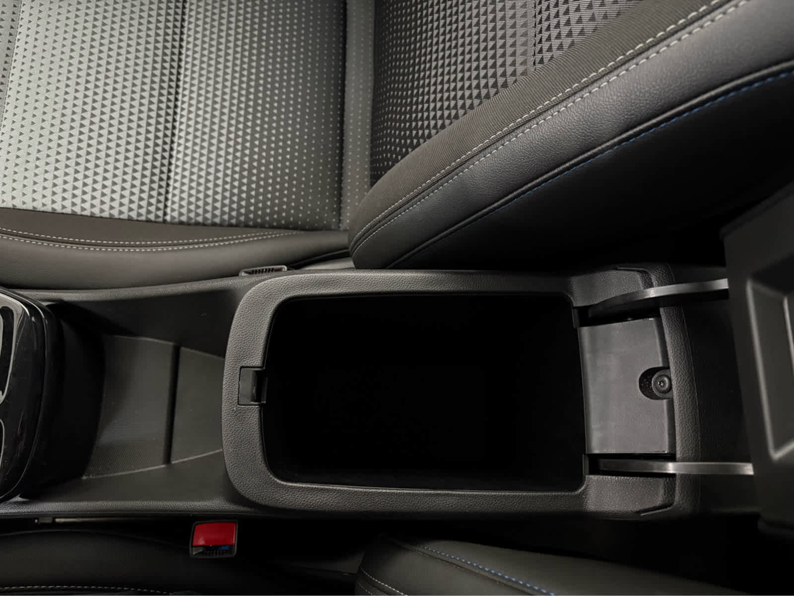 Certified 2025 Chevrolet Trax LT w/ LT Convenience Package image 15