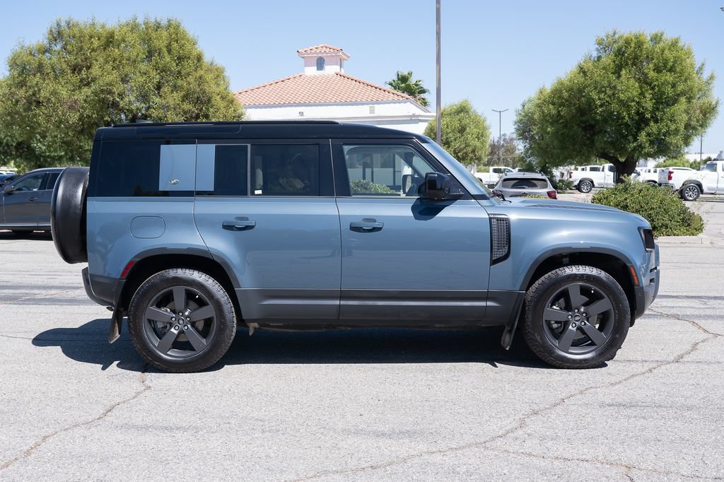 Used 2023 Land Rover Defender 110 S AWD/4WD image 4