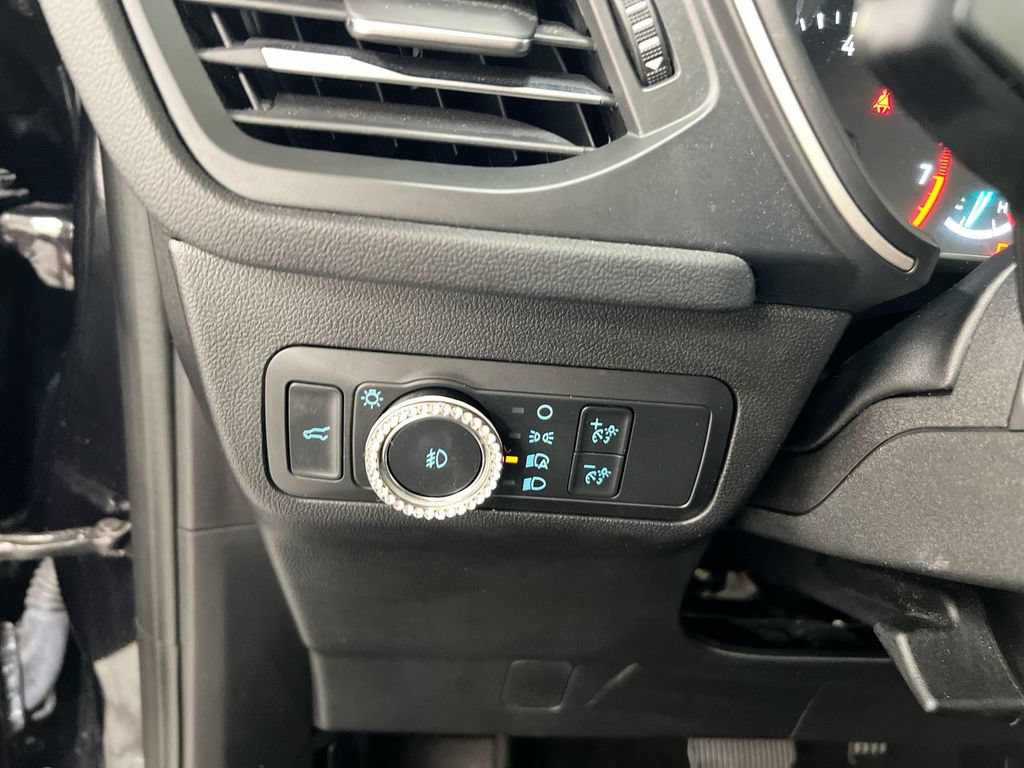 Used 2022 Ford Escape SEL AWD/4WD image 17