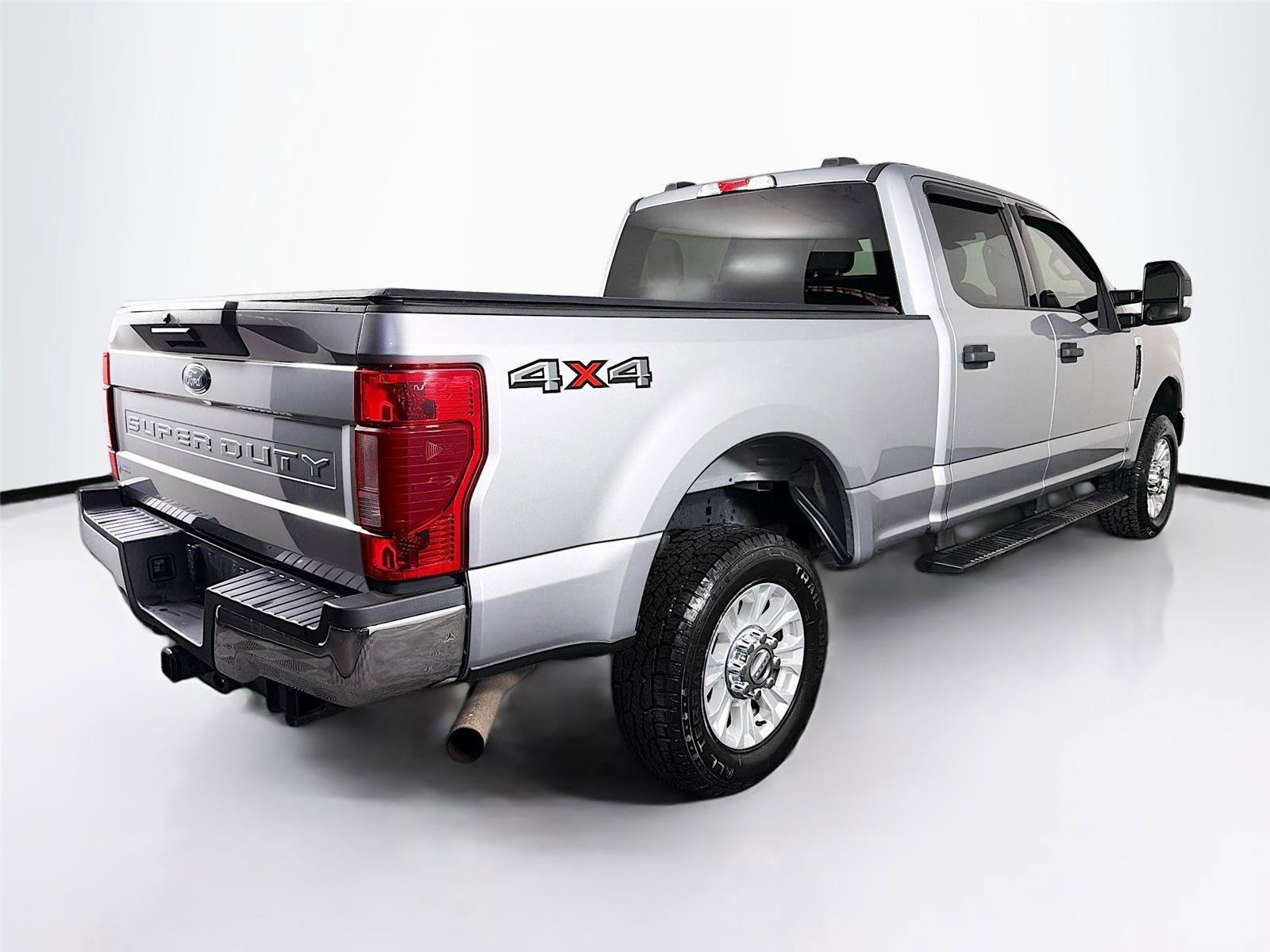 Used 2022 Ford F250 XLT AWD/4WD image 7