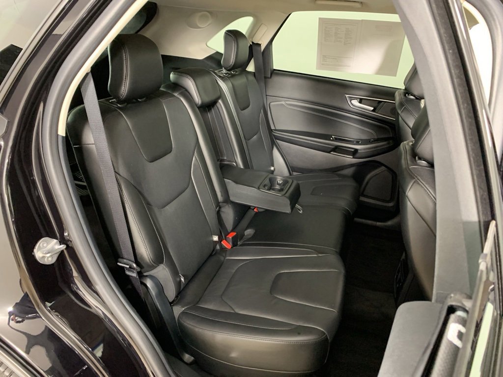 Used 2020 Ford Edge Titanium w/ Equipment Group 301A image 35