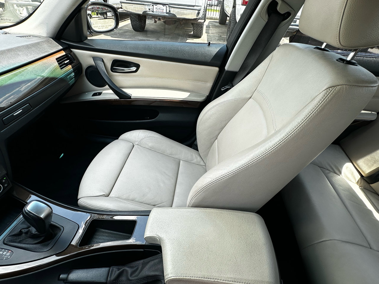 Used 2010 BMW 335i Sedan image 42