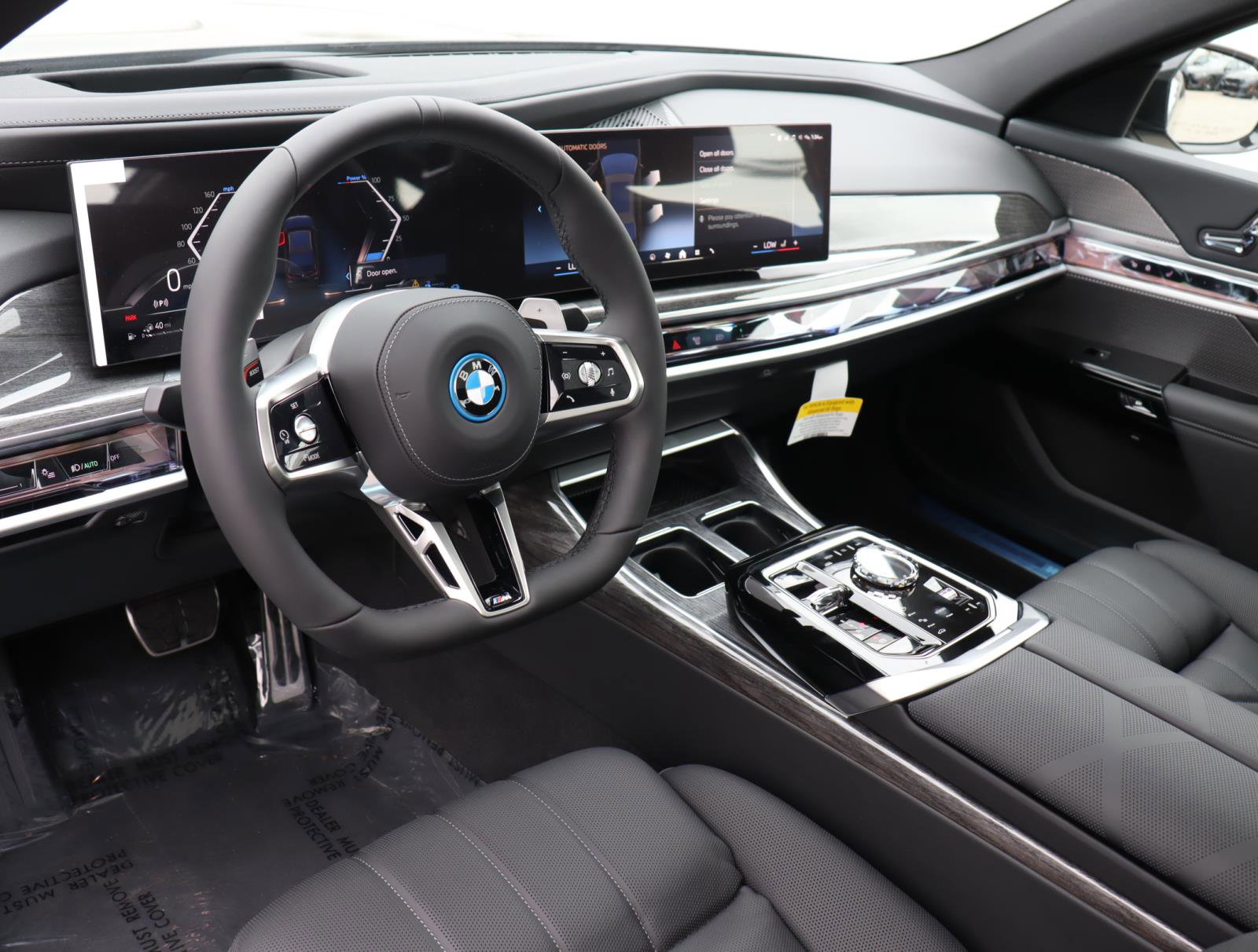 New 2026 BMW 750e xDrive w/ Executive Package image 18