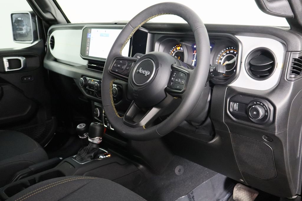 Used 2024 Jeep Wrangler Unlimited Sport w/ Convenience Group image 25