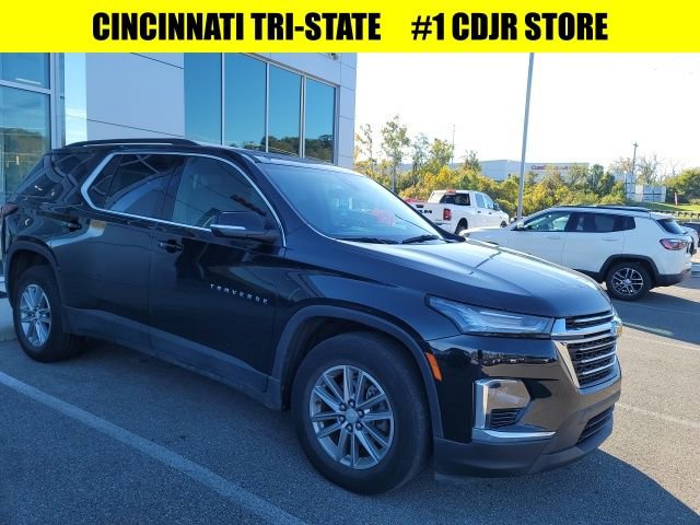 Used 2023 Chevrolet Traverse LT