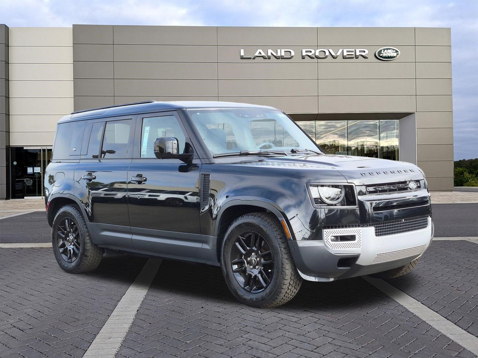 Certified 2024 Land Rover Defender 110 S AWD/4WD image 3