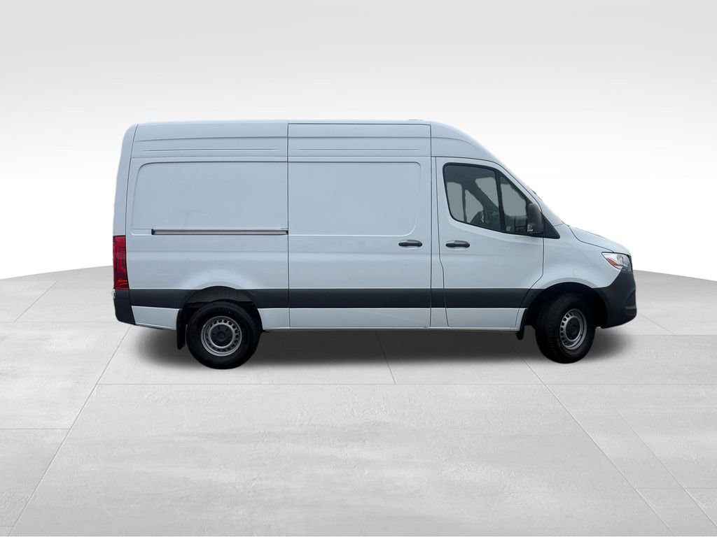 Used 2024 Mercedes-Benz Sprinter 2500 w/ Acoustic Package image 15