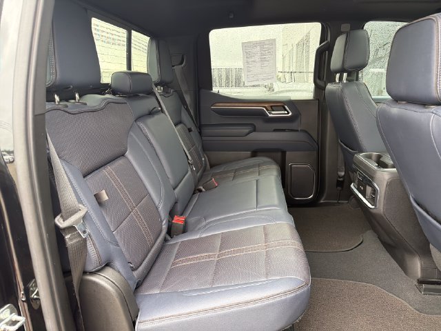 Used 2022 Chevrolet Silverado 1500 High Country w/ Z71 Off-Road Package AWD/4WD image 34