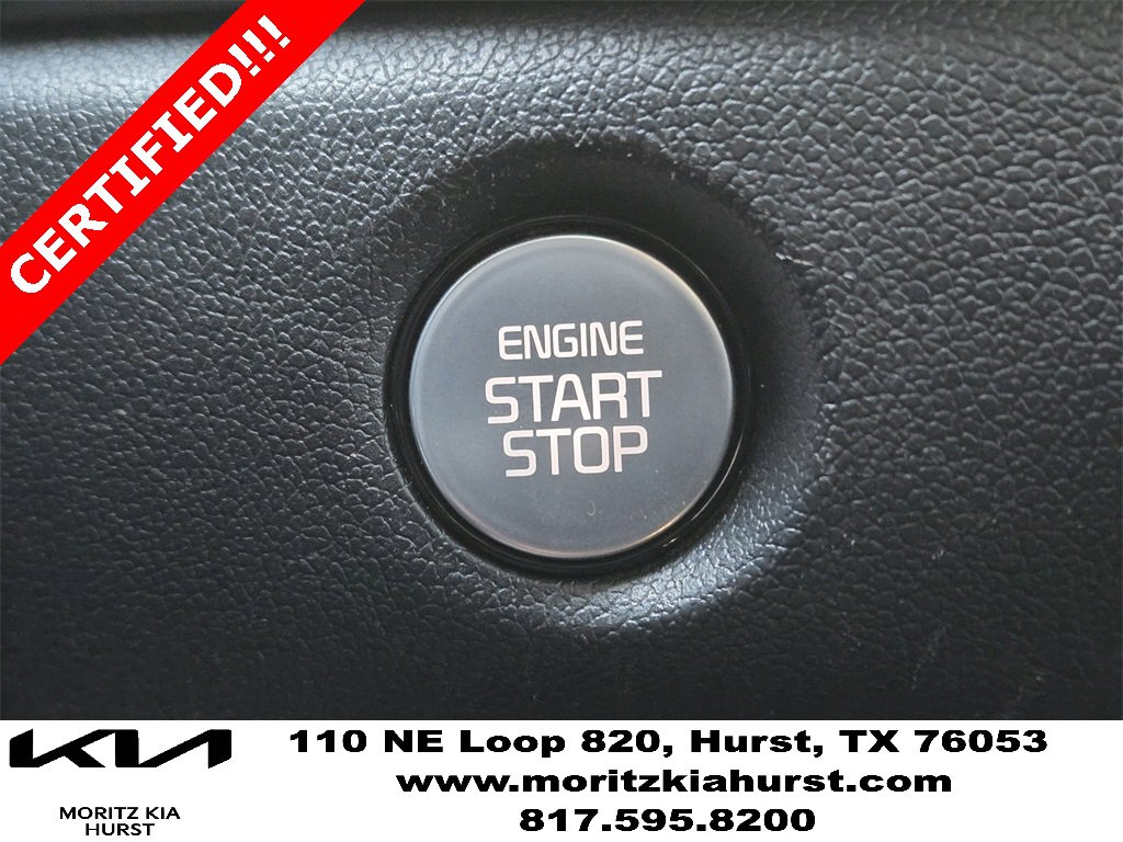 Certified 2025 Kia Sorento EX w/ Panoramic Sunroof Package image 23