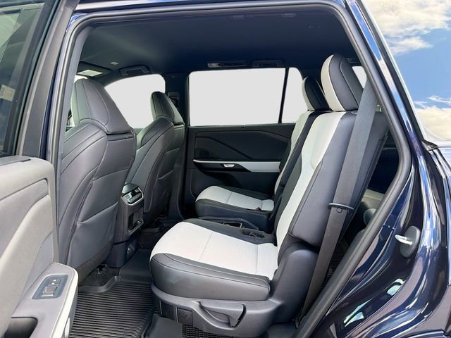 New 2026 Lexus TX 500h AWD image 23