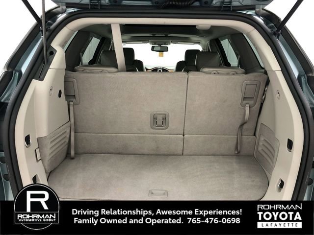 Used 2009 Buick Enclave CXL w/ Driver Confidence Package AWD/4WD image 23