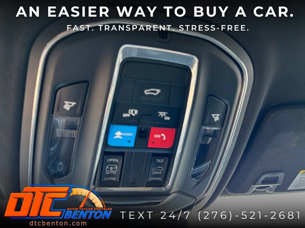 Used 2025 Jeep Grand Cherokee Altitude AWD/4WD image 20