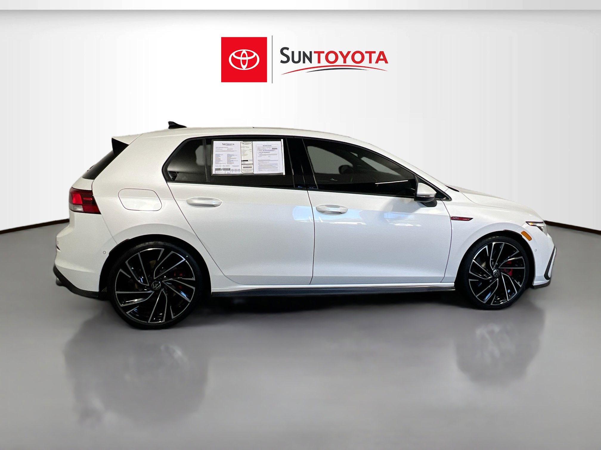 Used 2023 Volkswagen GTI Autobahn image 2