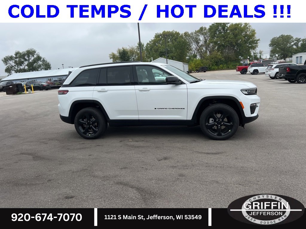 New 2025 Jeep Grand Cherokee Limited w/ Luxury Tech Group II image 10