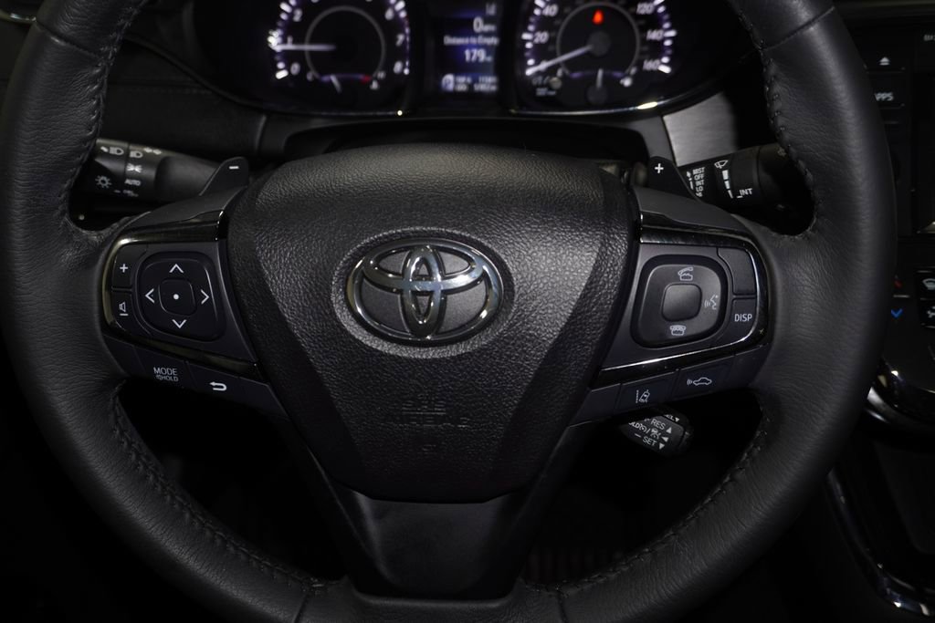 Used 2017 Toyota Avalon XLE Premium w/ All Weather Liner Package FWD image 16