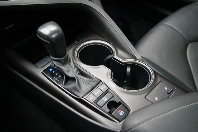 Used 2021 Toyota Camry XSE image 30