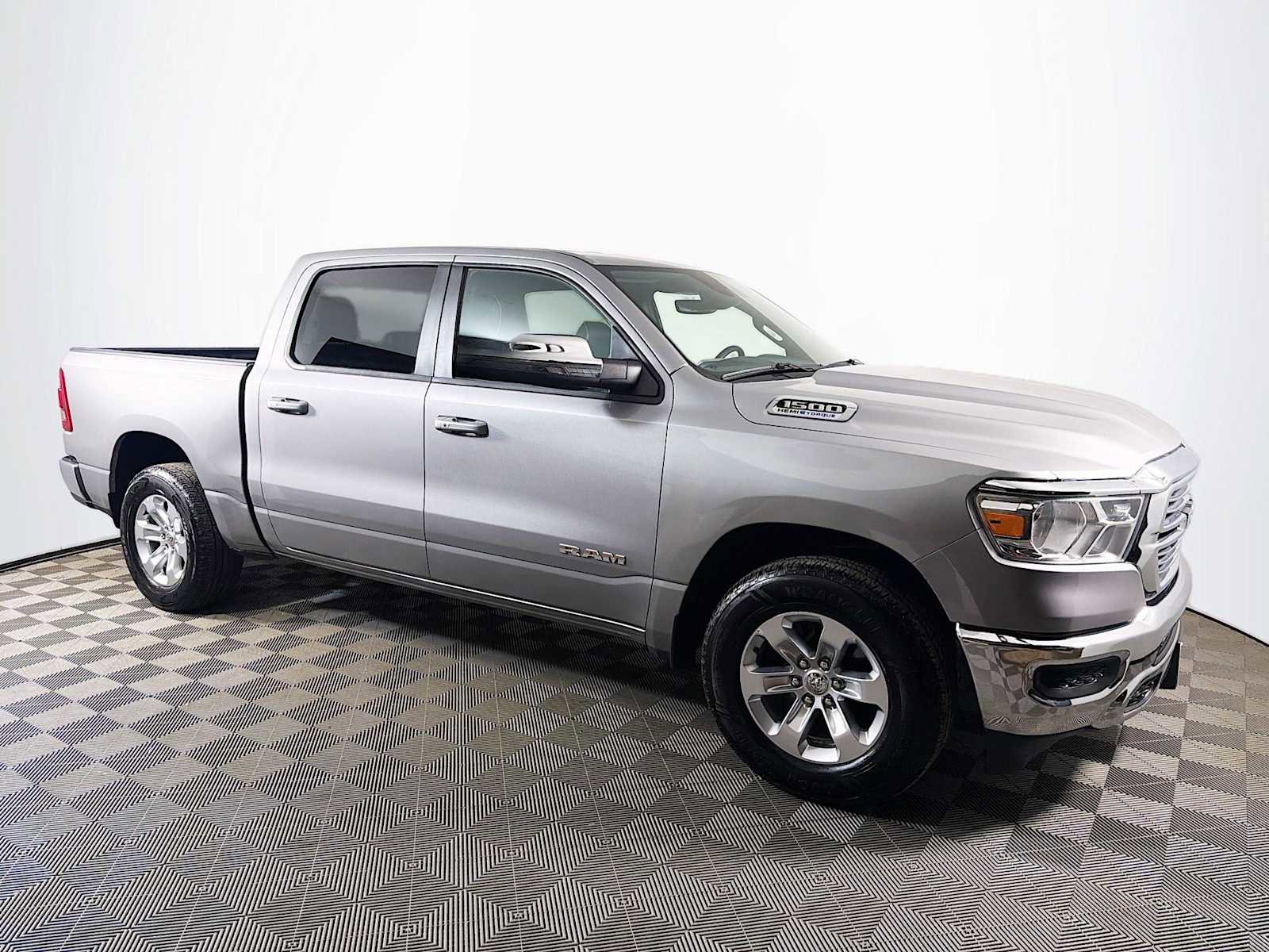 Used 2024 RAM 1500 Laramie RWD image 3