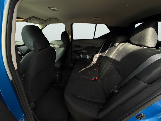 Certified 2025 Nissan Kicks Play S FWD image 18