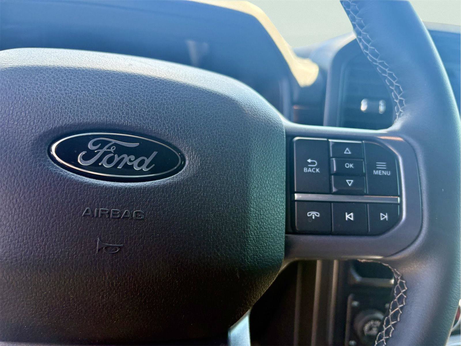 Used 2025 Ford F150 Lariat w/ Equipment Group 501A Mid AWD/4WD image 17