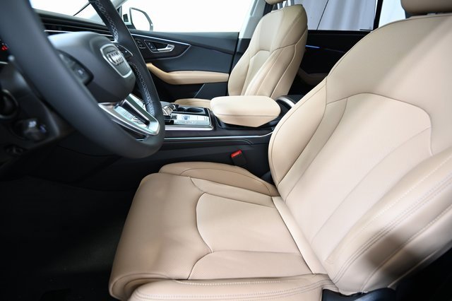 New 2026 Audi Q8 Prestige image 8