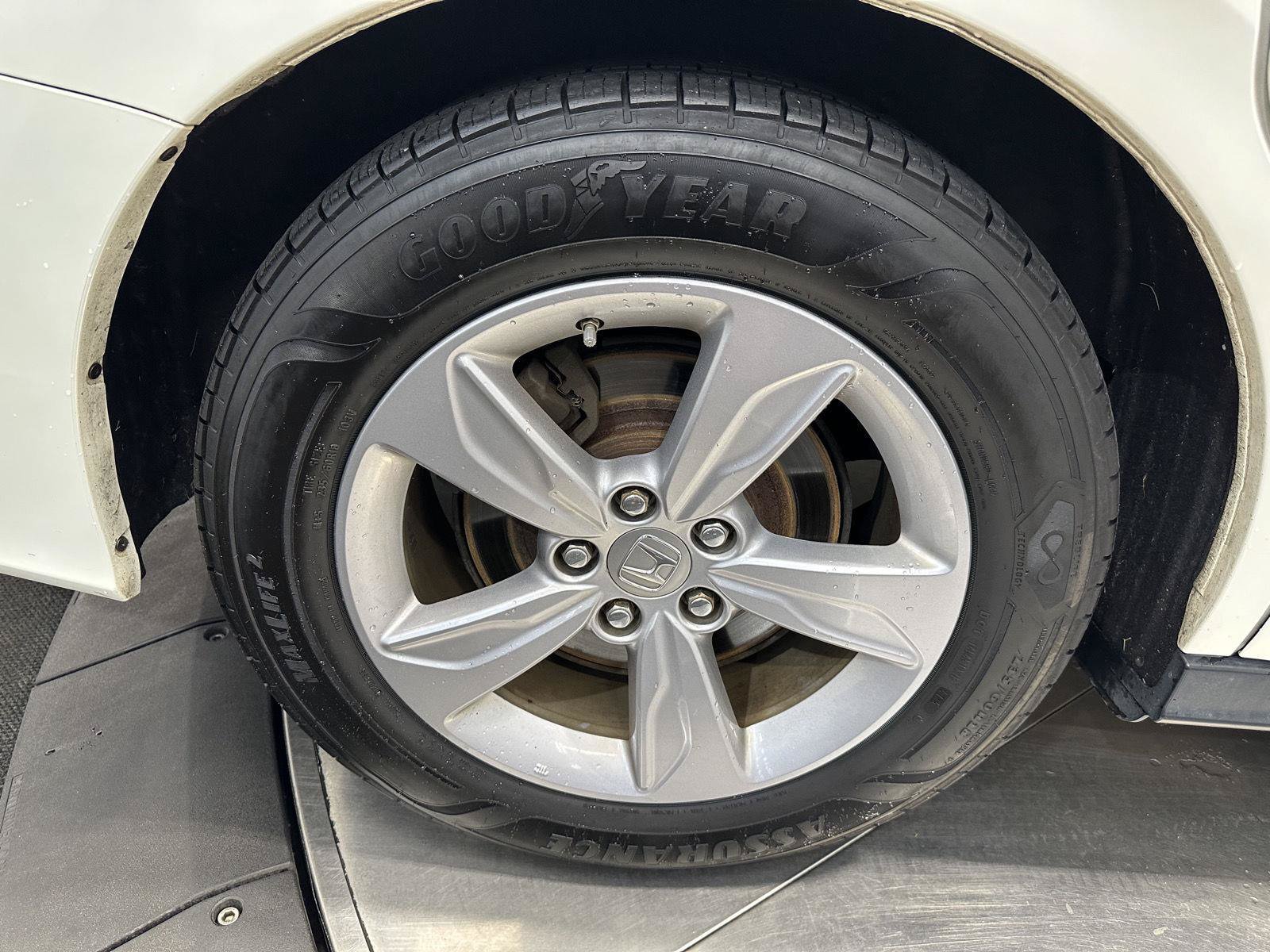 Used 2019 Honda Odyssey EX-L image 11