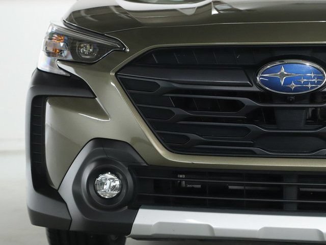 Used 2024 Subaru Outback Touring AWD/4WD image 6