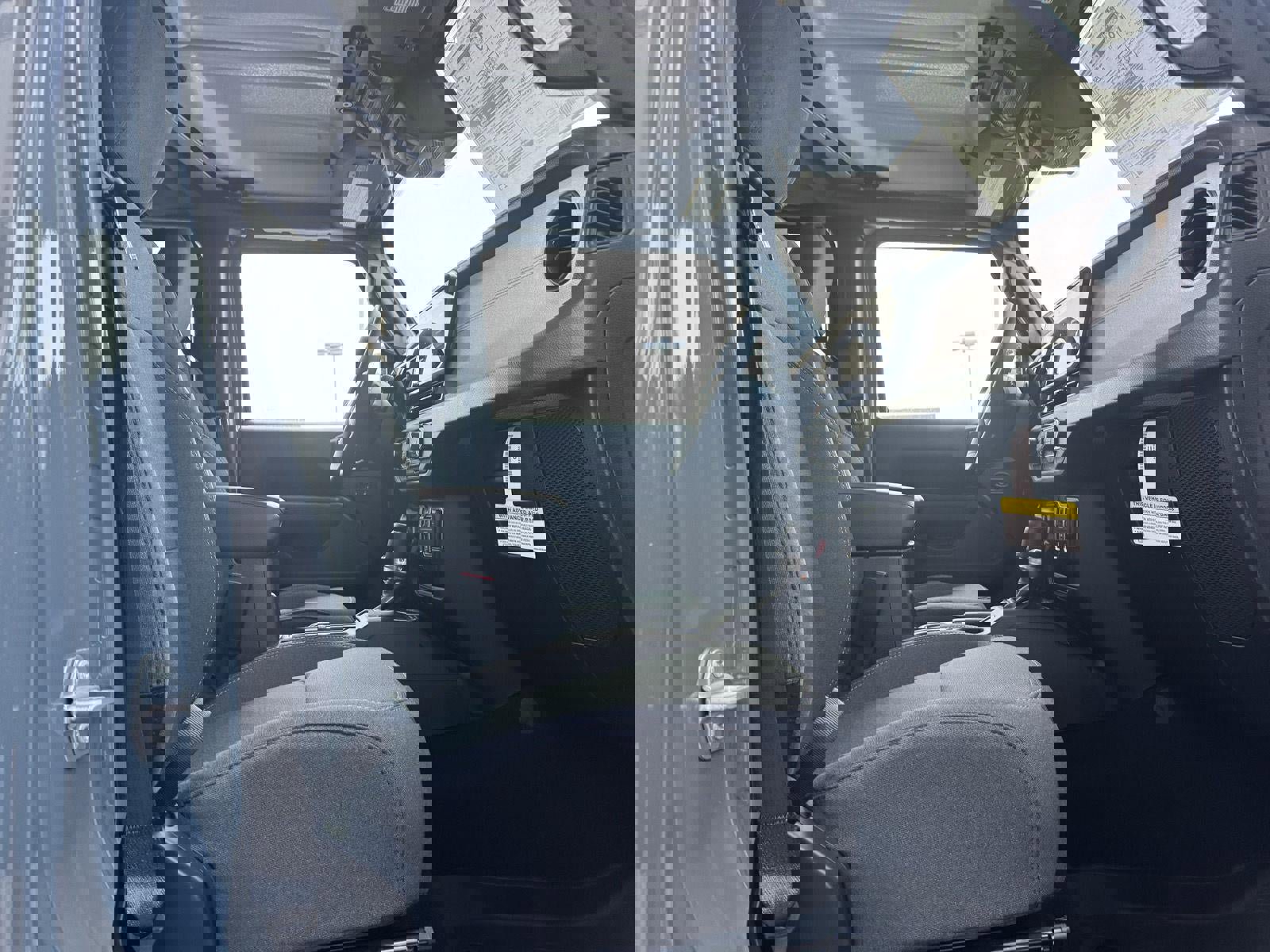 New 2025 Jeep Gladiator Sport image 26