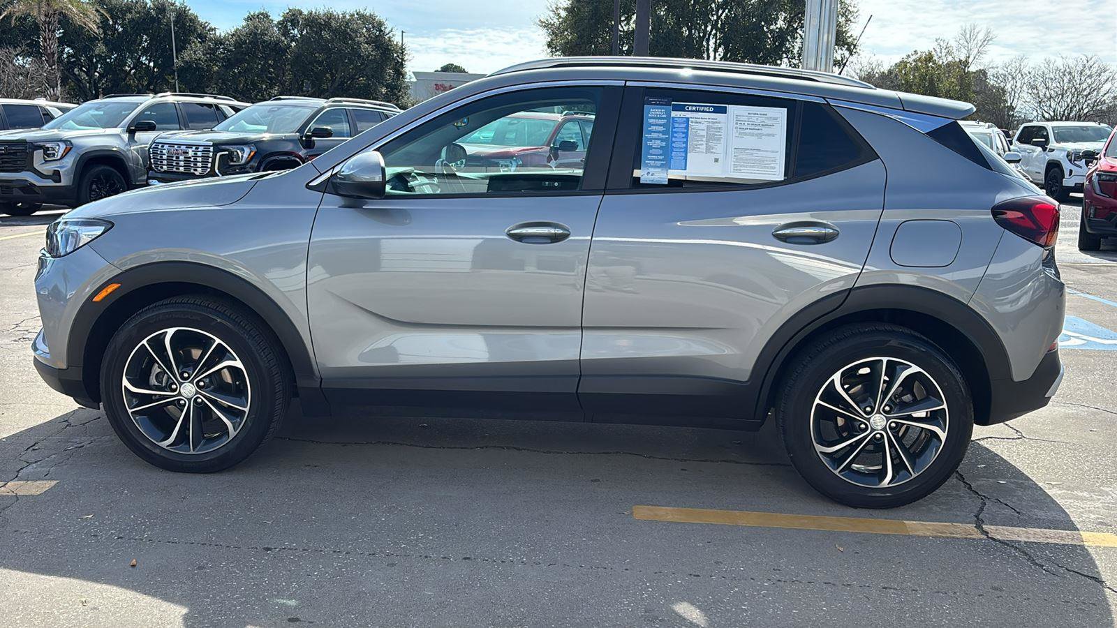 Certified 2023 Buick Encore GX Select FWD image 4