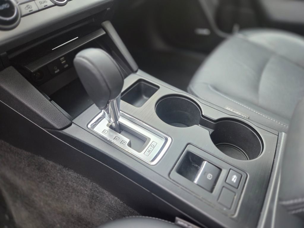 Used 2015 Subaru Legacy 2.5i Limited image 16