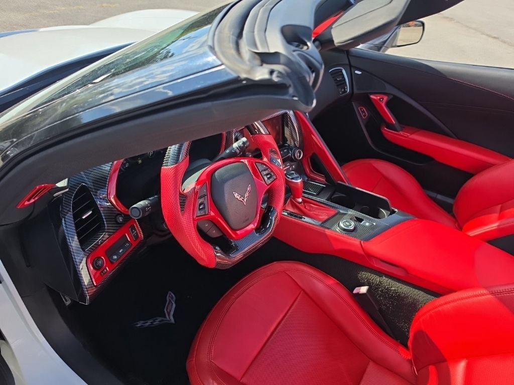 Used 2016 Chevrolet Corvette Stingray Convertible w/ 2LT Preferred Equipment Group RWD image 18