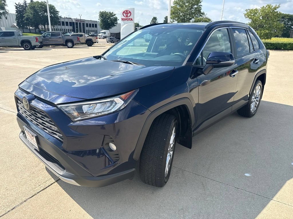 Certified 2019 Toyota RAV4 Limited w/ Cold Weather Package AWD/4WD image 6