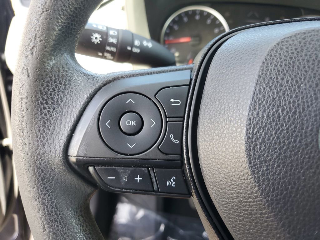 Used 2019 Toyota RAV4 XLE image 21