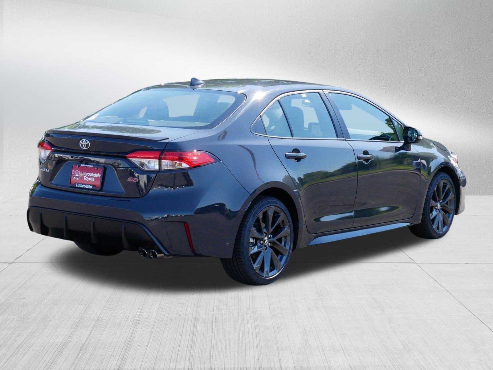 Certified 2025 Toyota Corolla SE FWD image 7