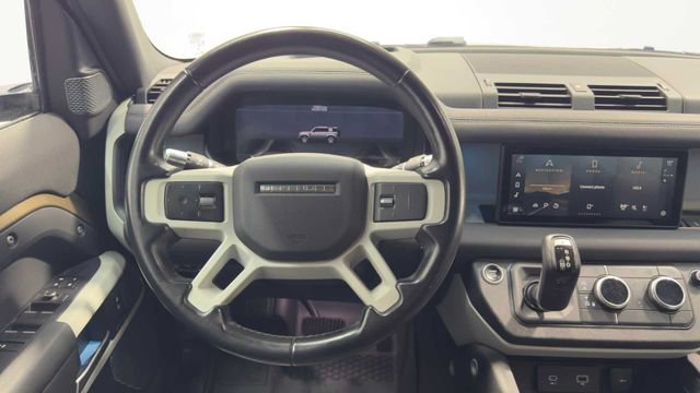 Used 2021 Land Rover Defender 110 X-Dynamic SE AWD/4WD image 22