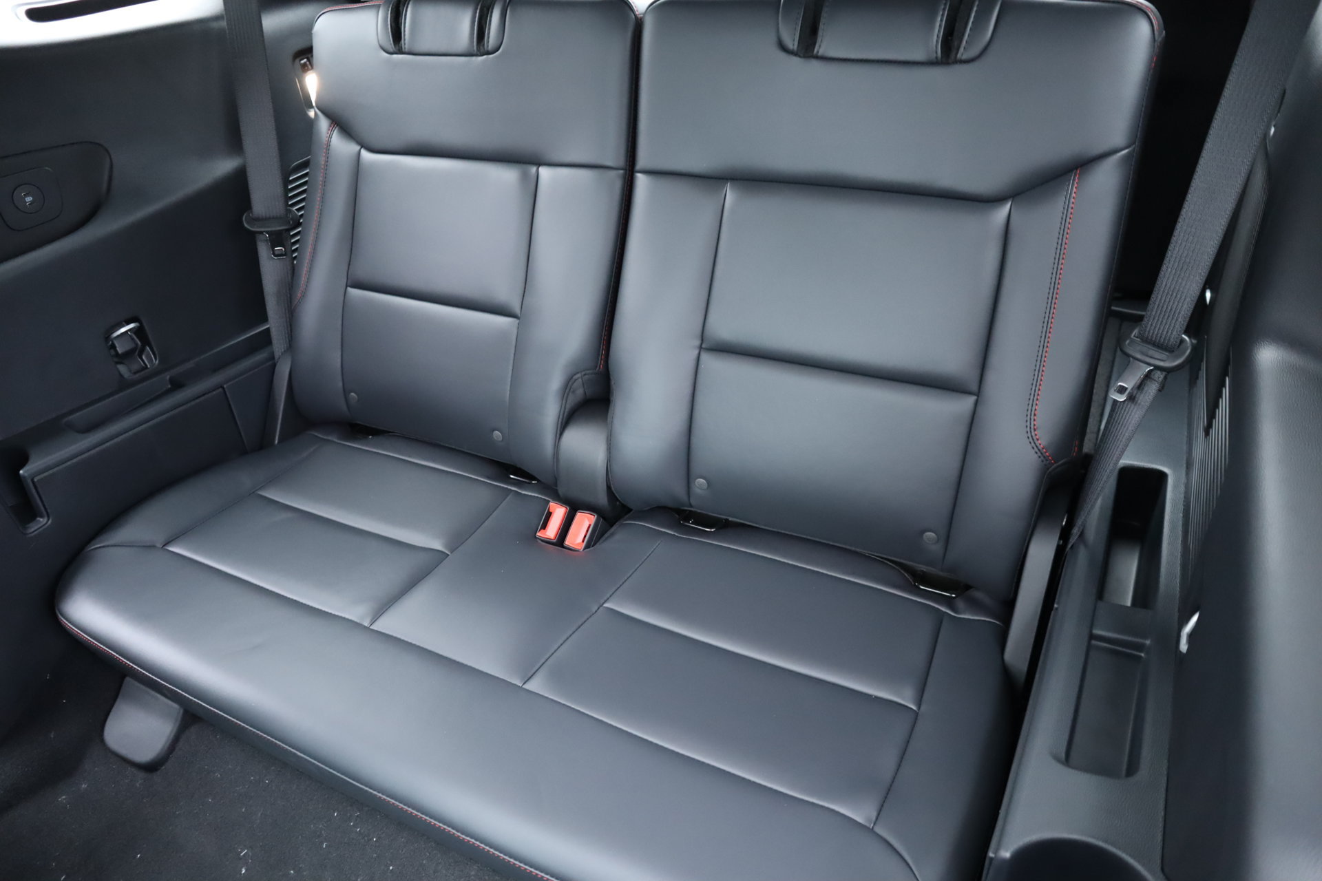 New 2026 Ford Explorer ST-Line w/ ST-Line Street Pack AWD/4WD image 14