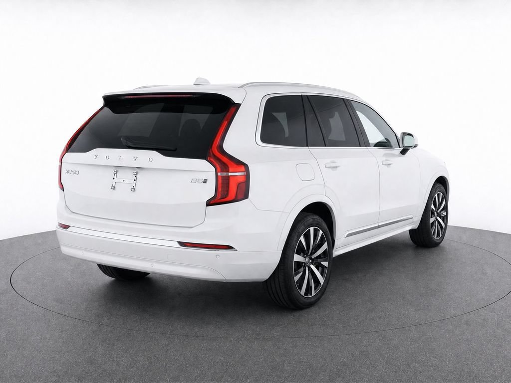 Certified 2026 Volvo XC90 B6 Ultra AWD/4WD image 4