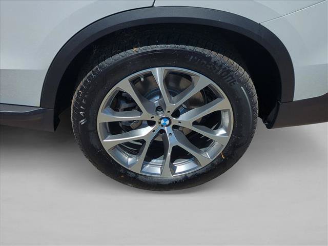 New 2026 BMW X5 xDrive40i w/ Premium Package AWD/4WD image 10