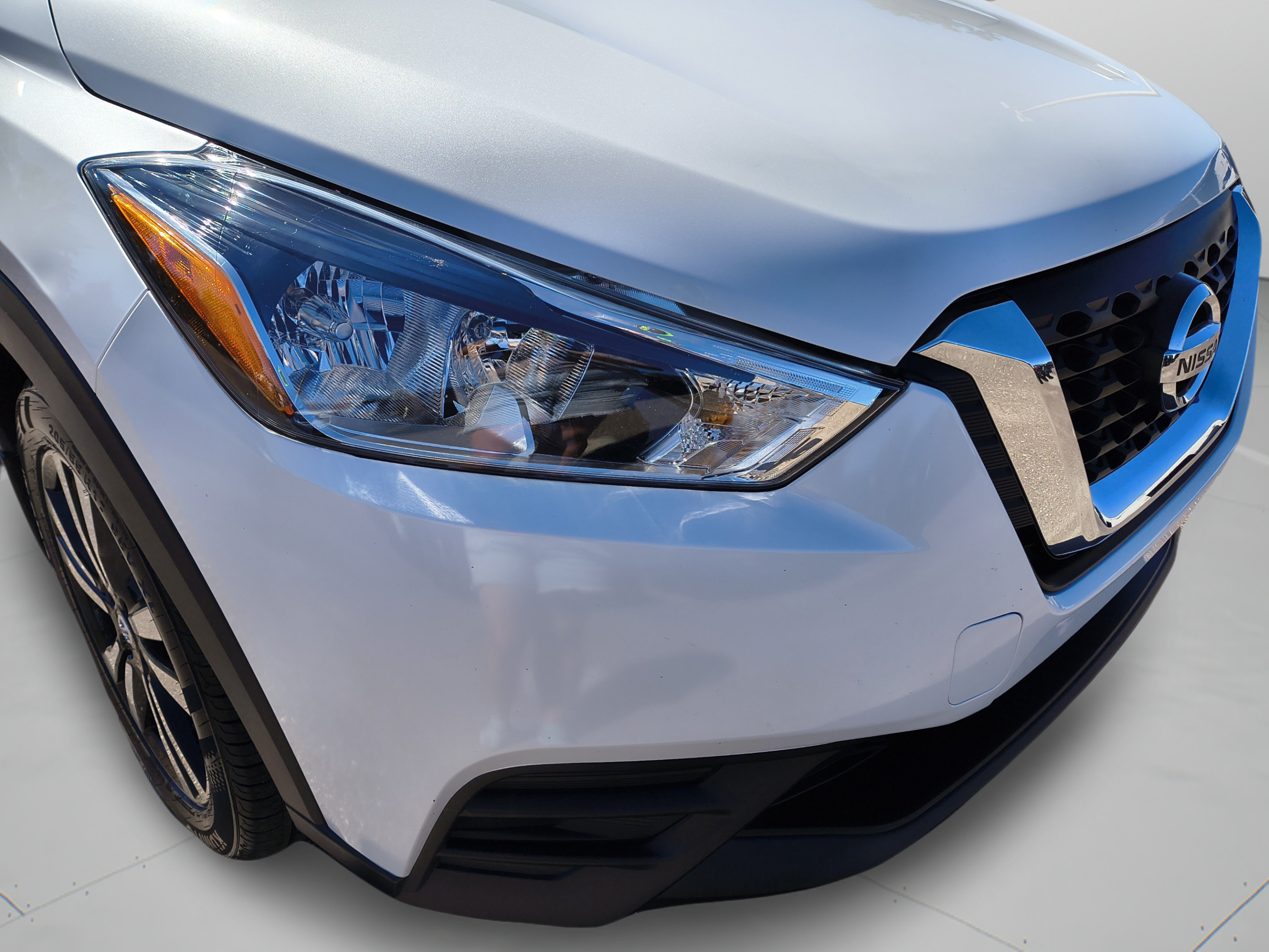 Certified 2019 Nissan Kicks SV FWD image 33