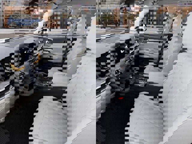 New 2026 Kia Sorento X-Line EX image 17