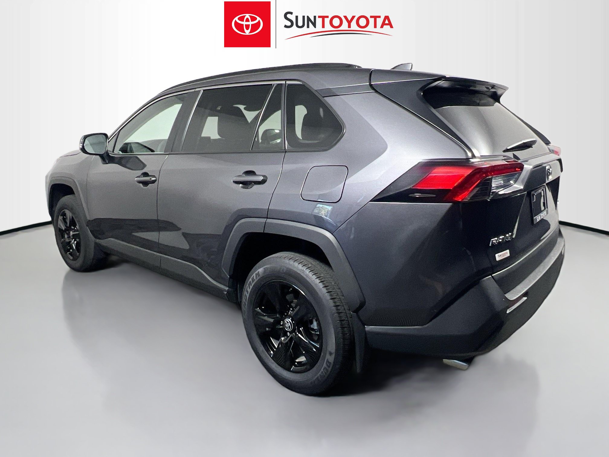 Used 2025 Toyota RAV4 XLE w/ Convenience Package FWD image 6