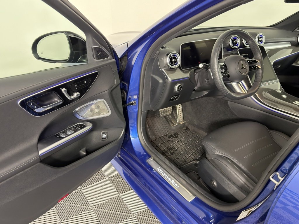 Used 2025 Mercedes-Benz C 300 4MATIC Sedan image 10